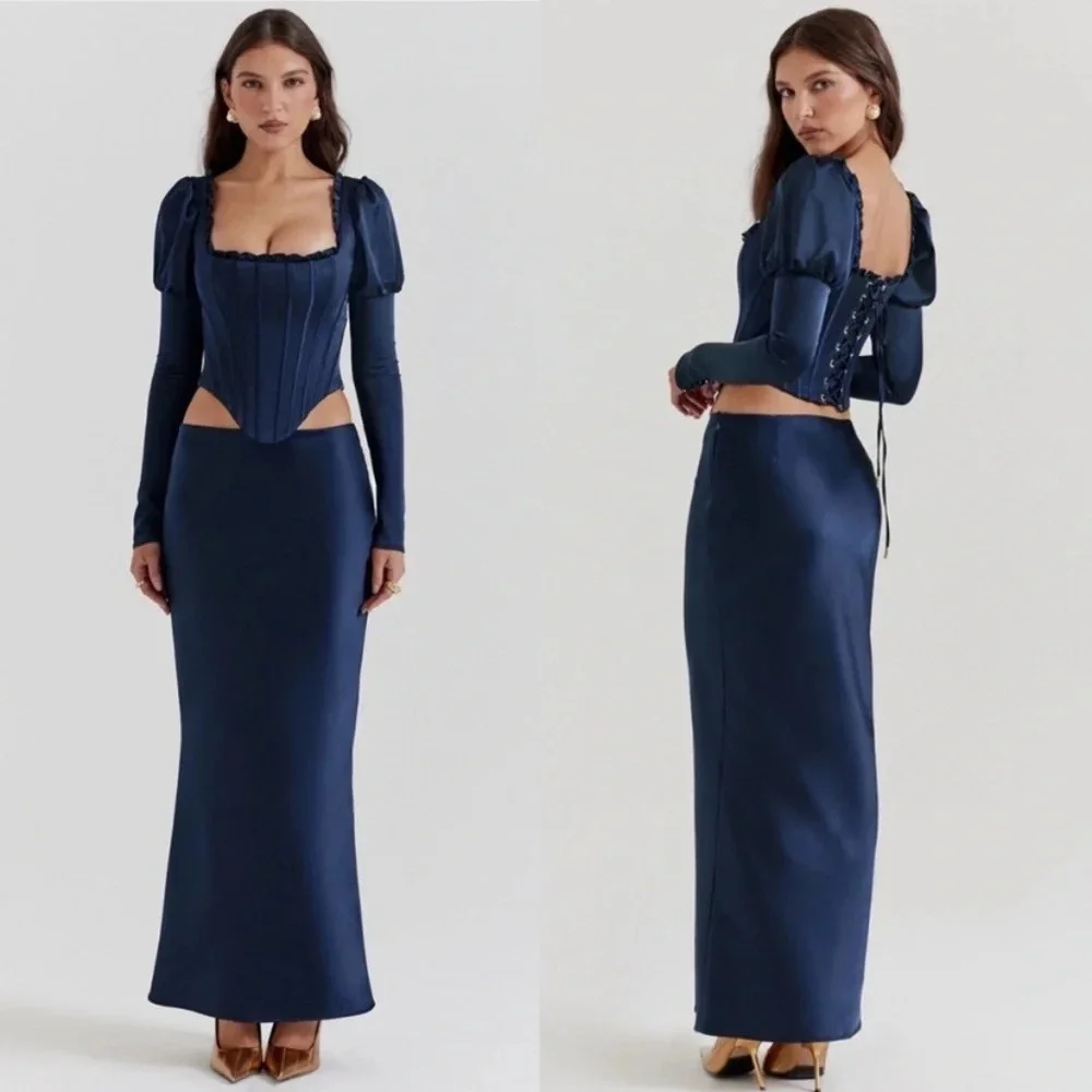 HOUSE OF CB 'Dana'‎ Navy Puff Sleeve Corset NWOT - Picture 9 of 11